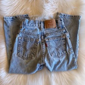 Vintage Kids Levi Strauss & Co. Light Denim Jeans. 550 Relaxed Fit Slim Size 4